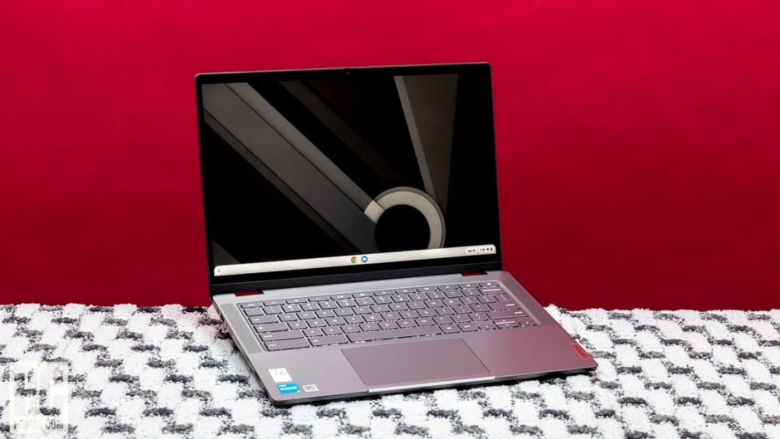 Lenovo Flex 5i Chromebook Plus product photo